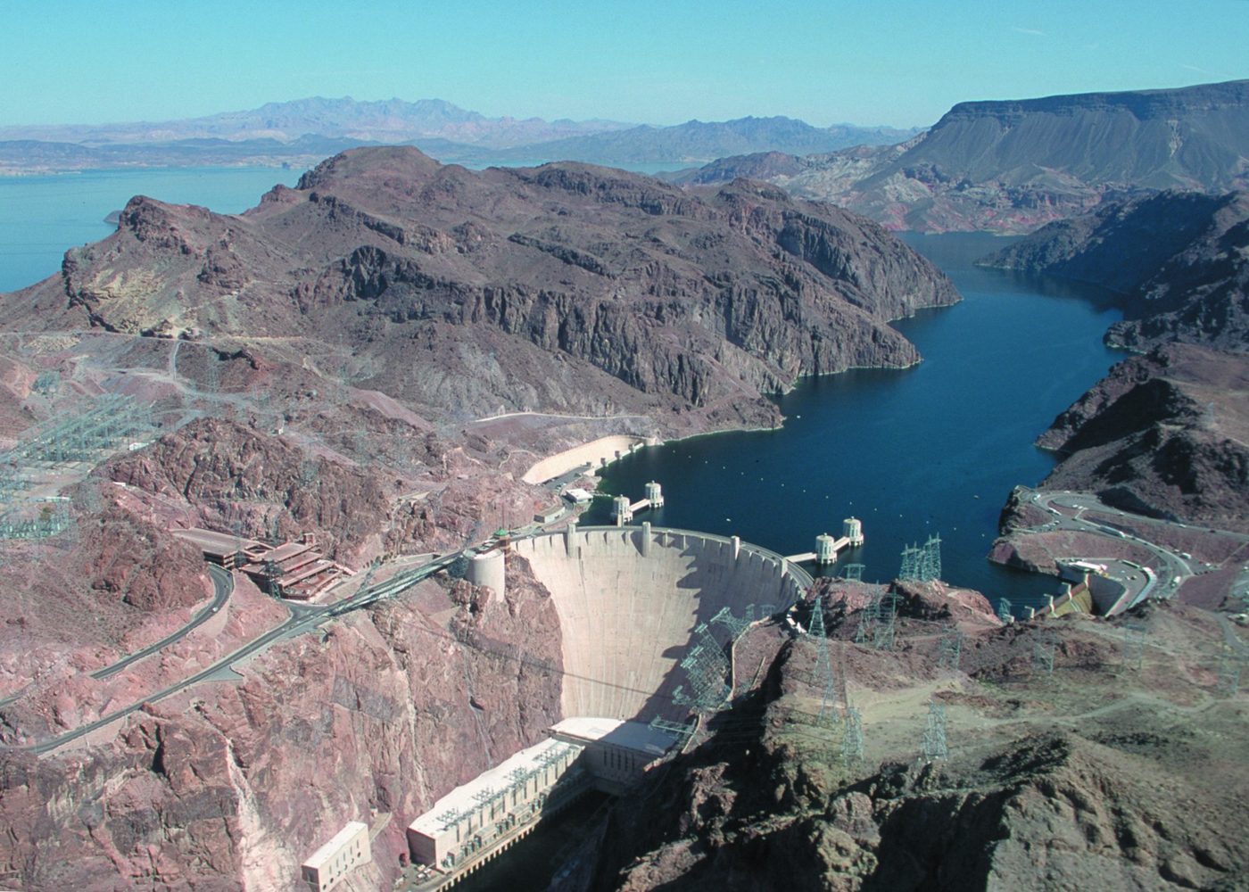 The Hoover Dam complex, the dam, powerplant and related works, holds 4.36 million cubic yards of concrete: enough to pave a 16-foot-wide highway from San Francisco to New York.